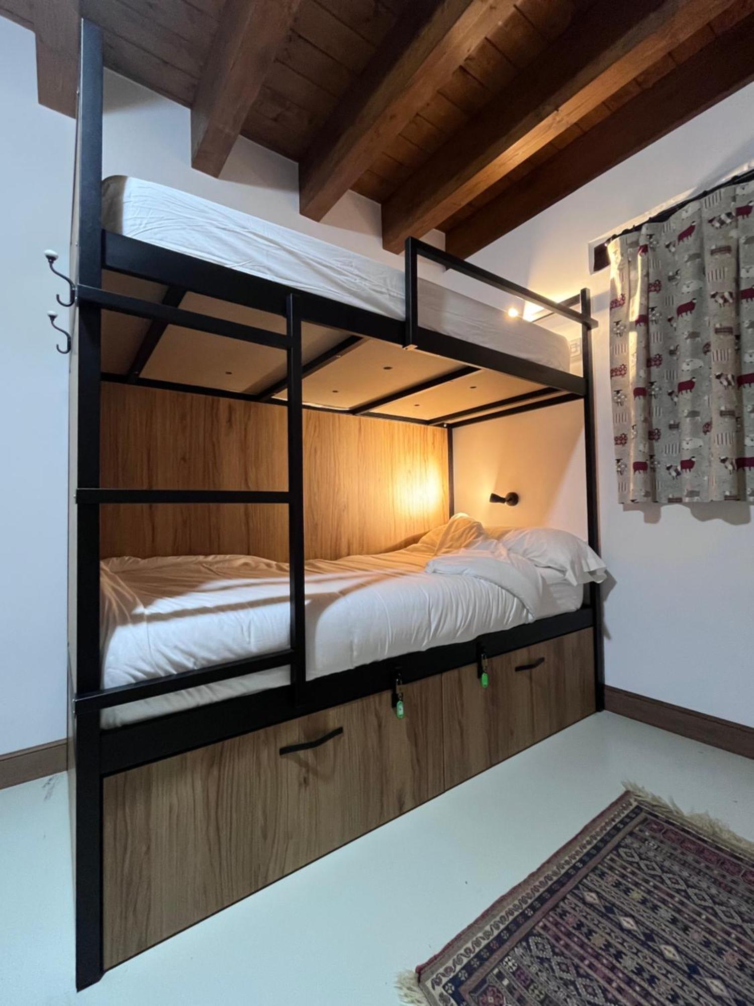 Olabe Hostel Ea Екстериор снимка