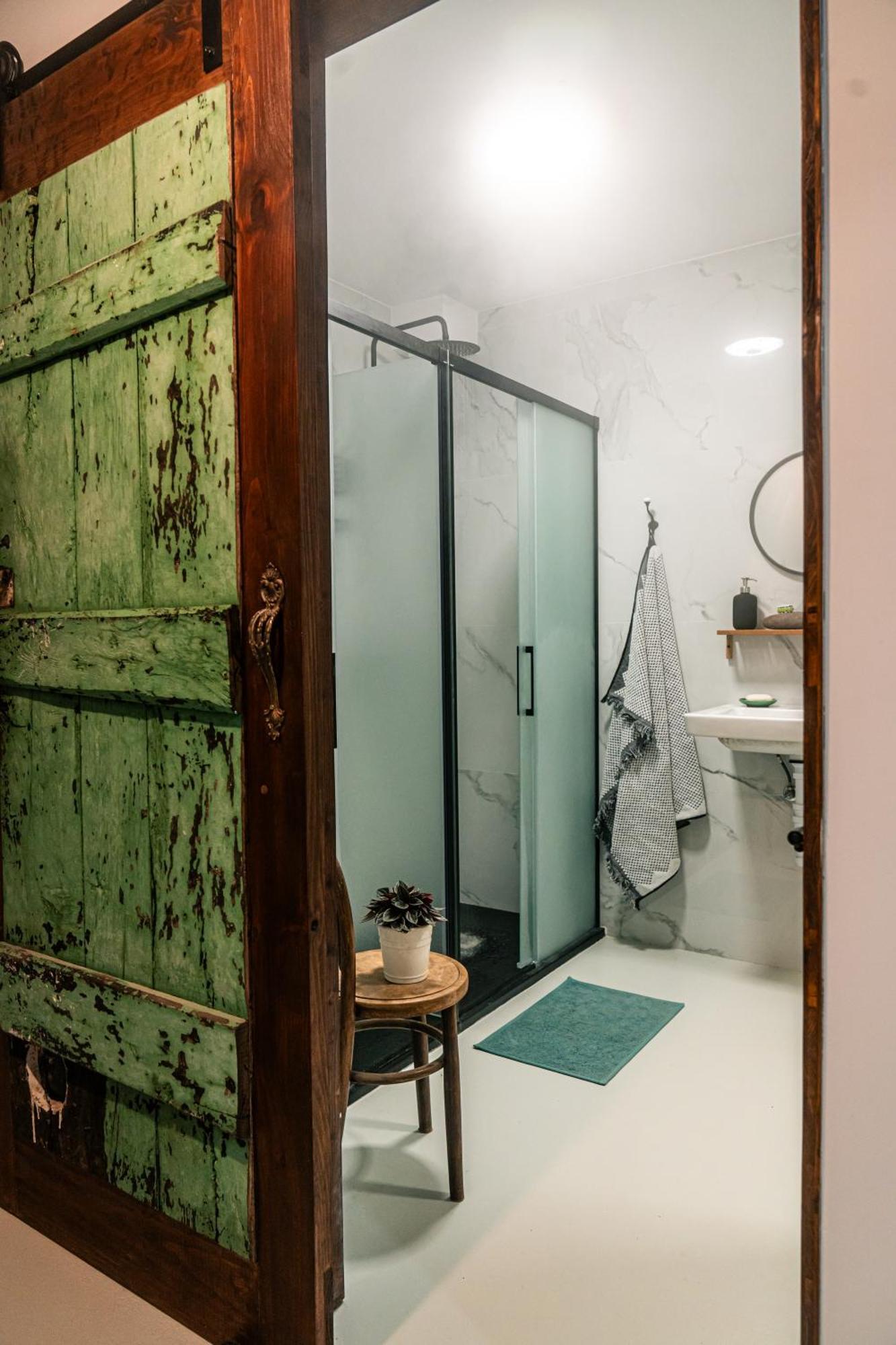 Olabe Hostel Ea Екстериор снимка